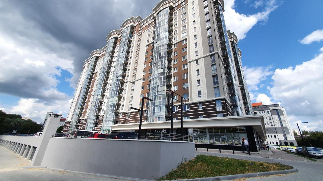 Сучасний Люкс З Приголомшливим Виглядом! Khmel'nyts'kyy Exterior photo